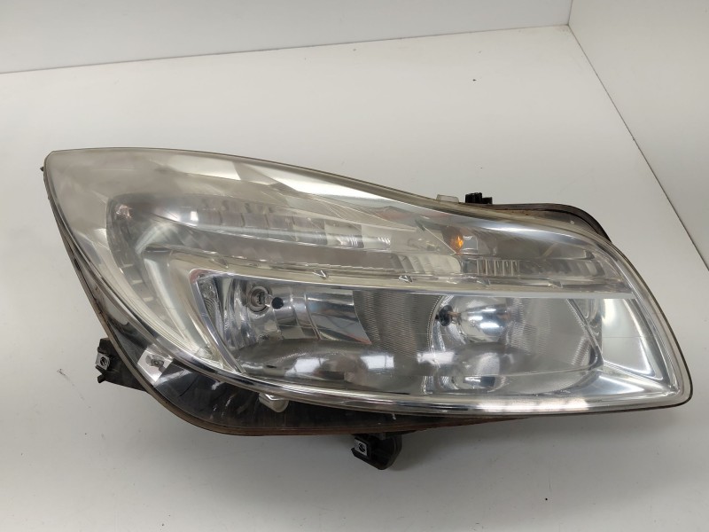 Recambio de faro derecho para opel insignia a (g09) 2.0 cdti (68) referencia OEM IAM   