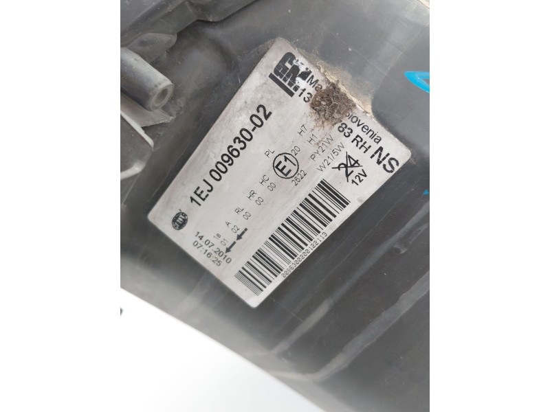 Recambio de faro derecho para opel insignia a (g09) 2.0 cdti (68) referencia OEM IAM   
							