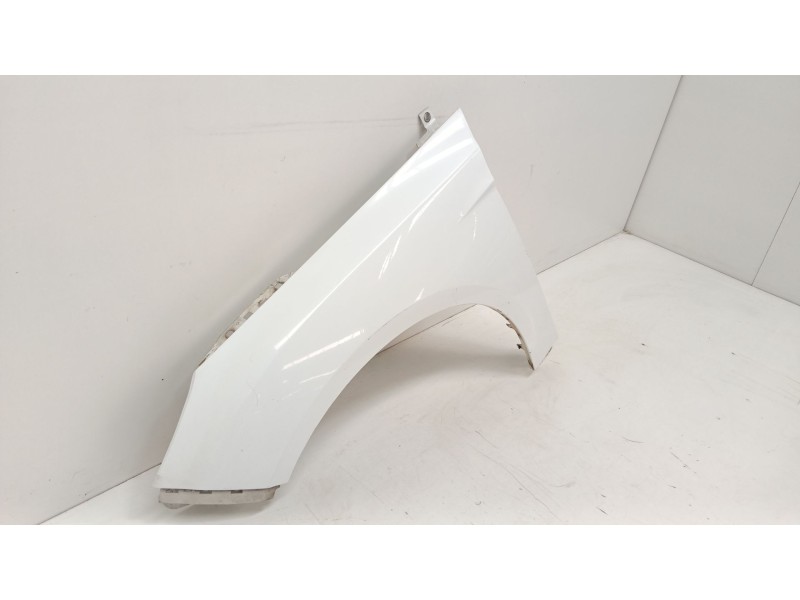 Recambio de aleta delantera izquierda para ford focus iii 1.0 ecoboost referencia OEM IAM   
							