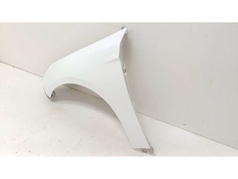 Recambio de aleta delantera izquierda para ford focus iii 1.0 ecoboost referencia OEM IAM   