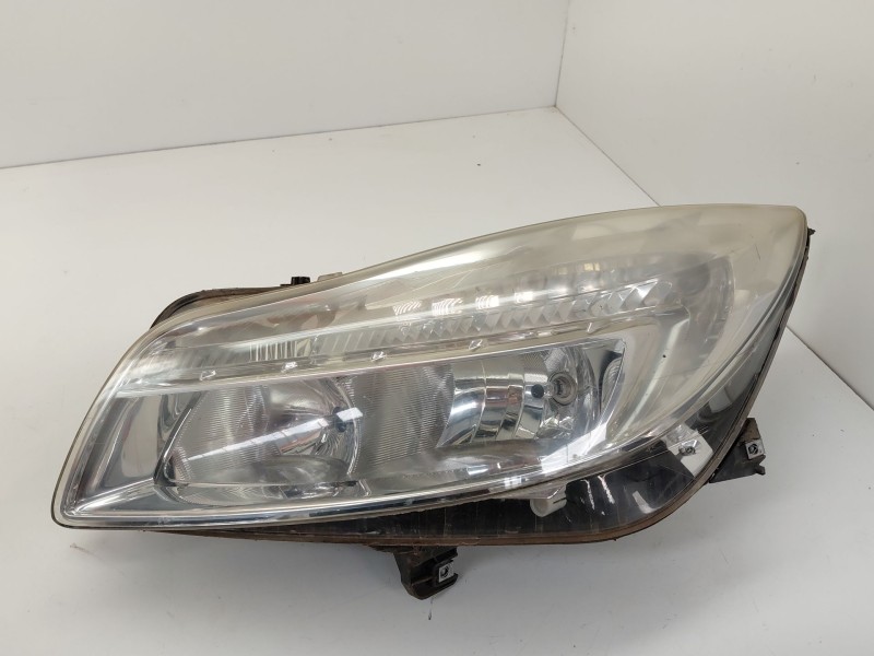 Recambio de faro izquierdo para opel insignia a (g09) 2.0 cdti (68) referencia OEM IAM 16886201  