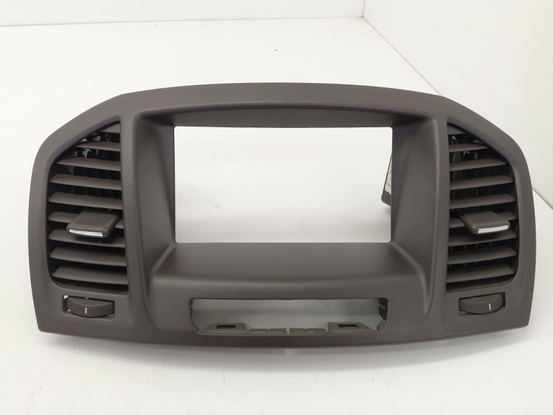 Recambio de rejilla aireadora para opel insignia a (g09) 2.0 cdti (68) referencia OEM IAM 13282236  