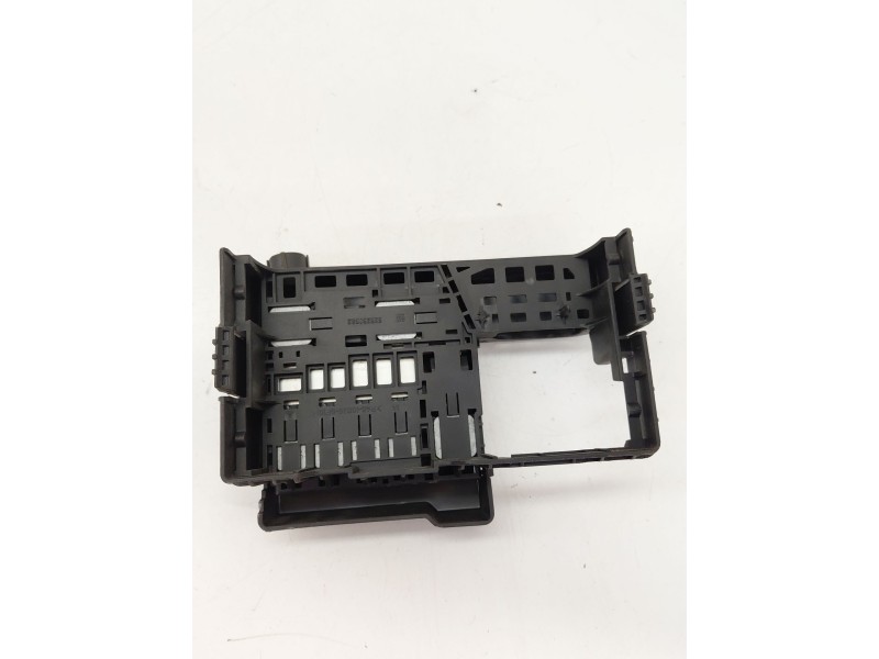 Recambio de caja reles / fusibles para opel insignia a (g09) 2.0 cdti (68) referencia OEM IAM 13285113  
							