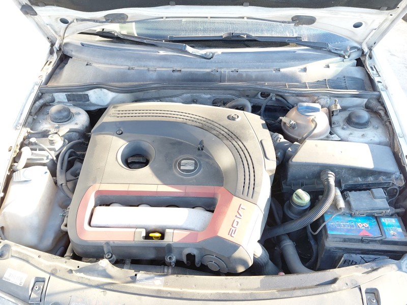 seat ibiza ii (6k1) del año 2001
							