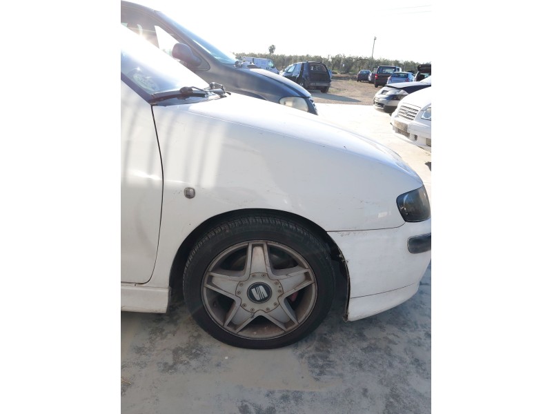 Recambio de aleta delantera derecha para seat ibiza ii (6k1) 1.8 t 20v cupra referencia OEM IAM   