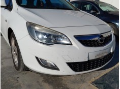 Recambio de paragolpes delantero para opel astra j sports tourer (p10) 1.7 cdti (35) referencia OEM IAM    2