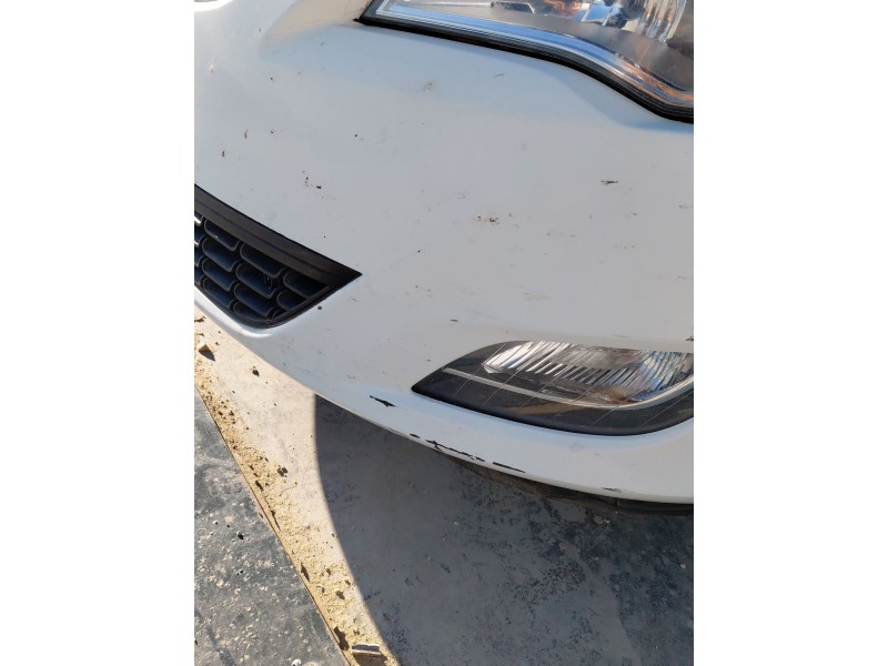 Recambio de paragolpes delantero para opel astra j sports tourer (p10) 1.7 cdti (35) referencia OEM IAM   