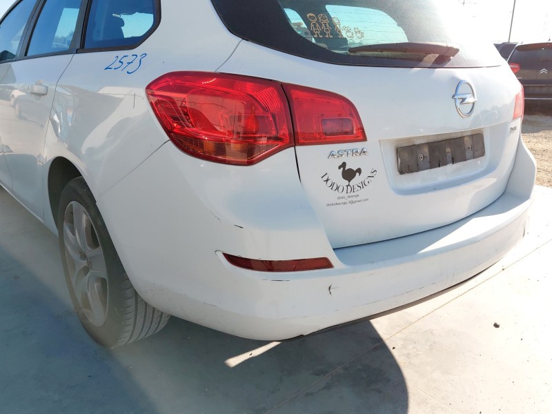 Recambio de paragolpes trasero para opel astra j sports tourer (p10) 1.7 cdti (35) referencia OEM IAM   