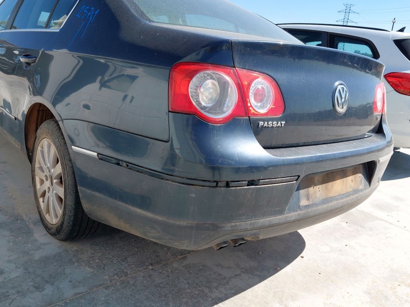 Recambio de paragolpes trasero para volkswagen passat b6 (3c2) 1.9 tdi referencia OEM IAM   
