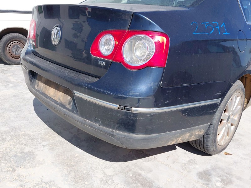 Recambio de paragolpes trasero para volkswagen passat b6 (3c2) 1.9 tdi referencia OEM IAM   