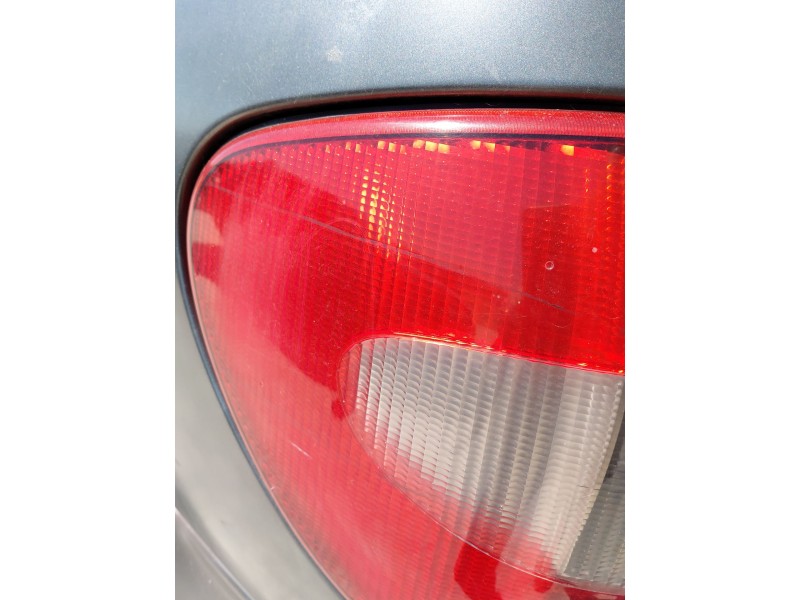 Recambio de piloto trasero izquierdo para chrysler voyager iv (rg, rs) 2.8 crd referencia OEM IAM   