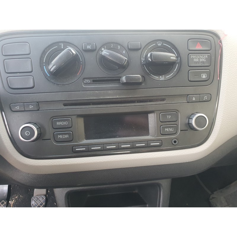 Recambio de sistema audio / radio cd para seat mii (kf1) 1.0 referencia OEM IAM   