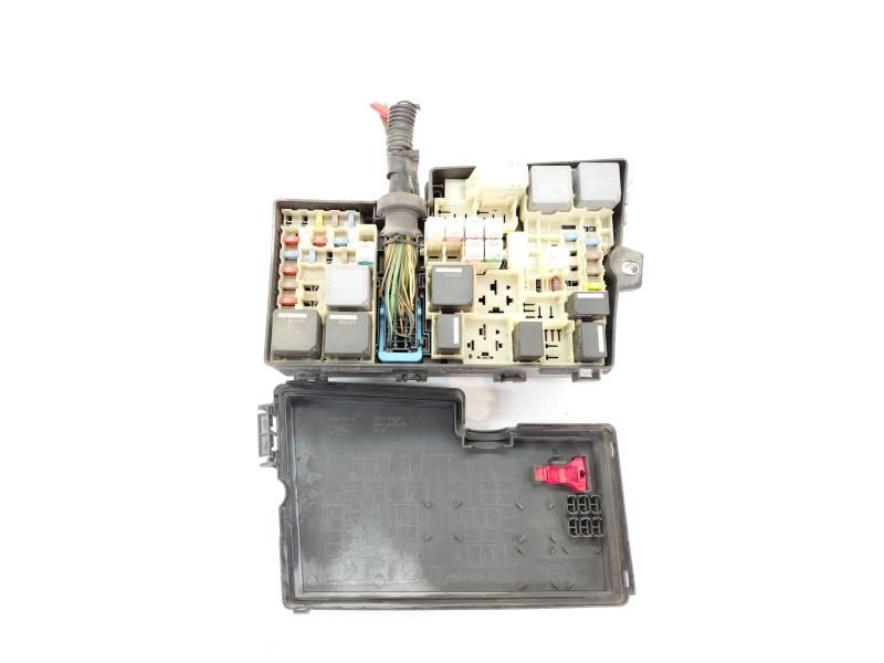 Recambio de caja reles / fusibles para ford focus iii 1.0 ecoboost referencia OEM IAM AV6714A067  