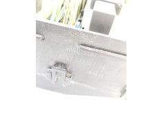 Recambio de caja reles / fusibles para ford focus iii 1.0 ecoboost referencia OEM IAM AV6714A067   2