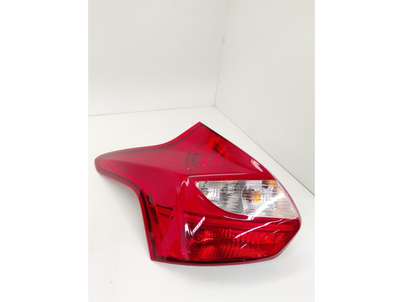 Recambio de piloto trasero izquierdo para ford focus iii 1.0 ecoboost referencia OEM IAM   