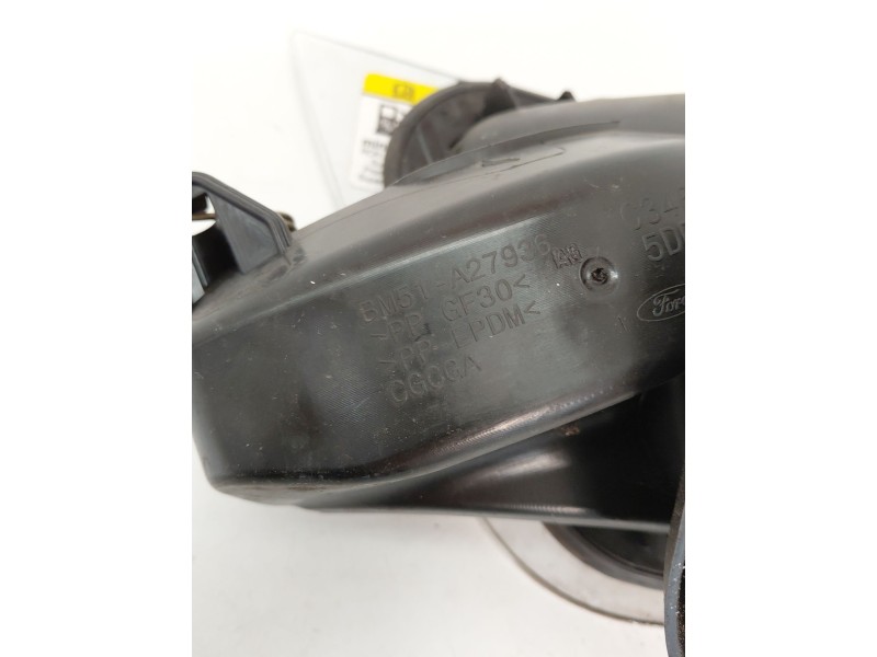 Recambio de tapa exterior combustible para ford focus iii 1.0 ecoboost referencia OEM IAM BM51A27936  
