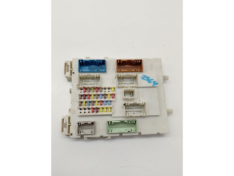 Recambio de caja reles / fusibles para ford focus iii 1.0 ecoboost referencia OEM IAM BV6N14A073  