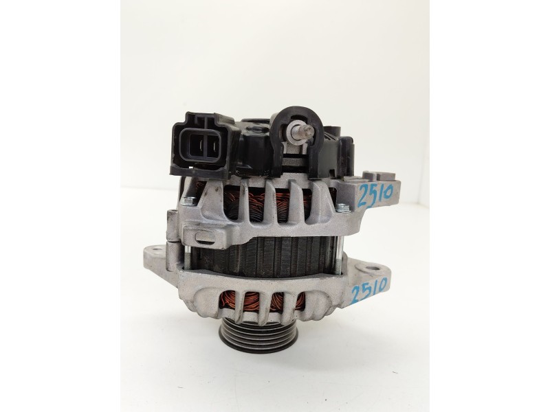 Recambio de alternador para hyundai i30 (fd) 1.4 referencia OEM IAM 373002B101  