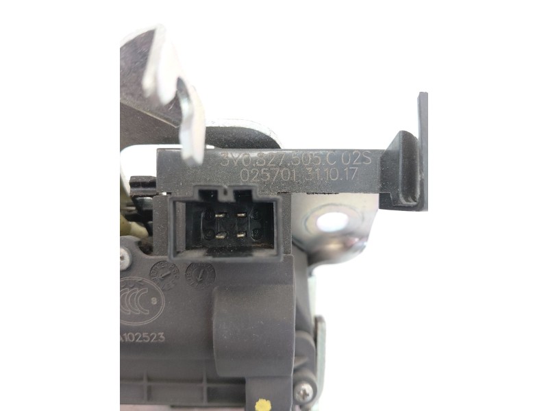 Recambio de cerradura maletero / porton para skoda superb iii (3v3) 2.0 tdi referencia OEM IAM 3V0827505C  
							