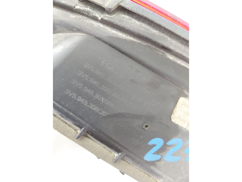 Recambio de piloto trasero derecho interior para skoda superb iii (3v3) 2.0 tdi referencia OEM IAM 3V5945308D  