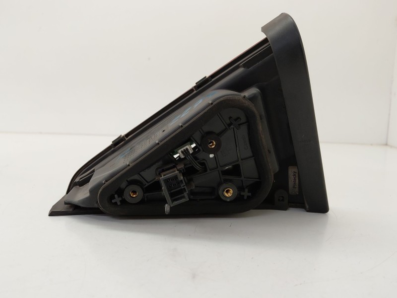 Recambio de piloto trasero izquierdo interior para skoda superb iii (3v3) 2.0 tdi referencia OEM IAM   
							