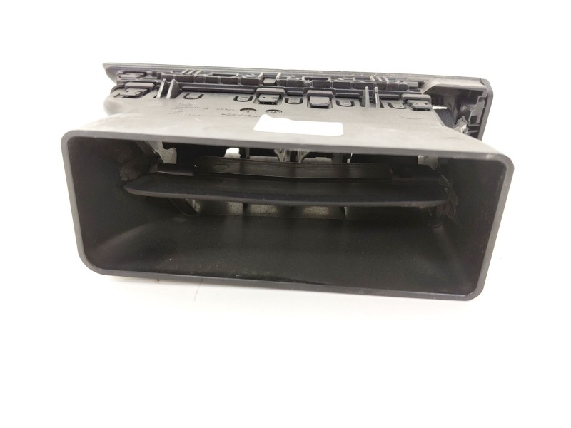 Recambio de rejilla aireadora para skoda superb iii (3v3) 2.0 tdi referencia OEM IAM 3V0819701E  
							