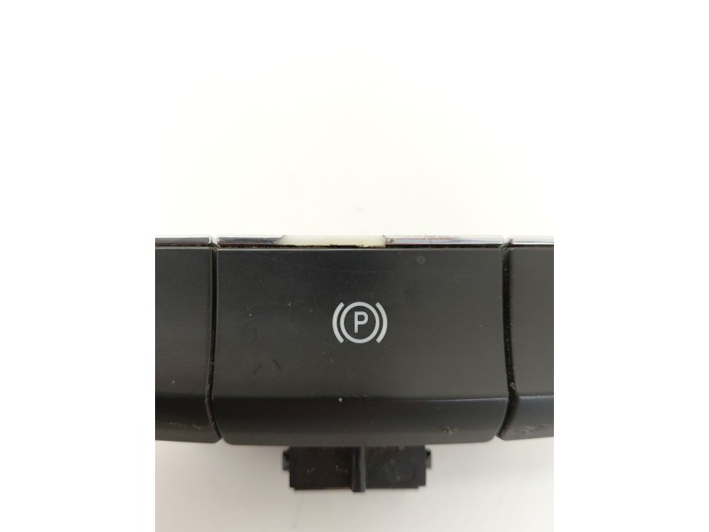 Recambio de freno de mano electrico para skoda superb iii (3v3) 2.0 tdi referencia OEM IAM 3V0927225B  
							