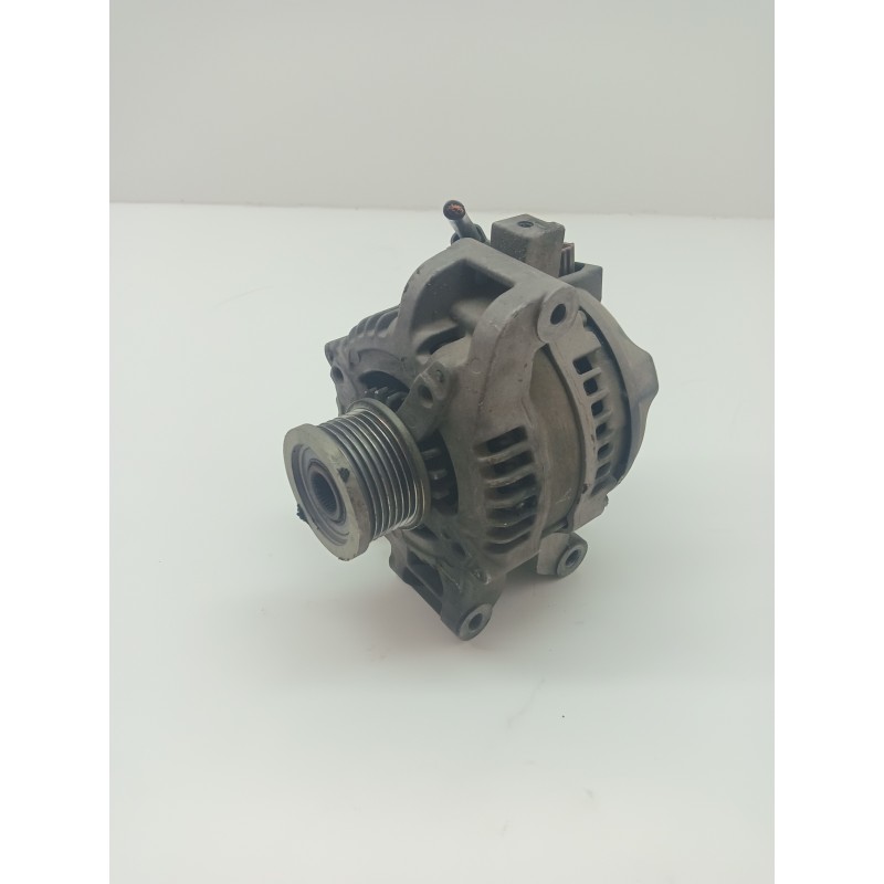 Recambio de alternador para toyota verso active referencia OEM IAM 270600G01184  