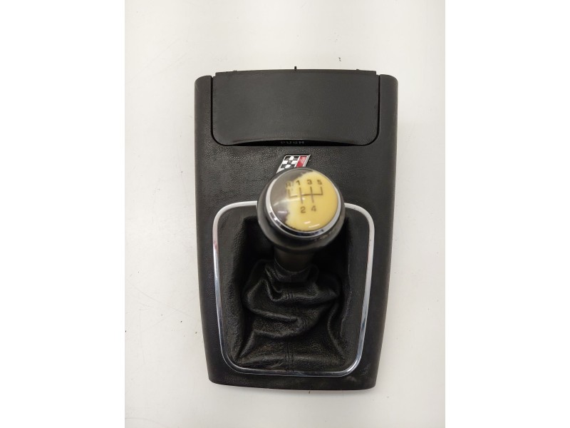 Recambio de pomo palanca cambio para seat ibiza ii (6k1) 1.8 t 20v cupra referencia OEM IAM 6K0863216A  
							