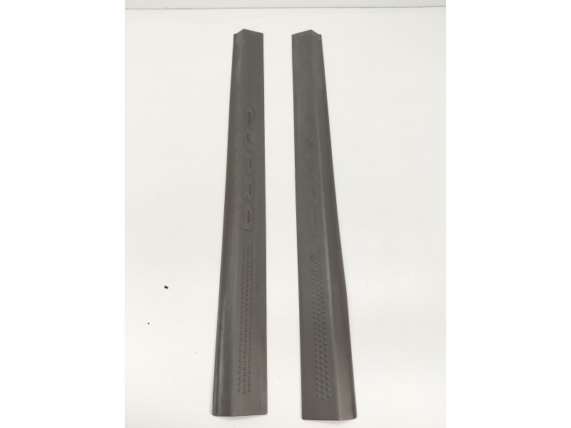 Recambio de moldura para seat ibiza ii (6k1) 1.8 t 20v cupra referencia OEM IAM   