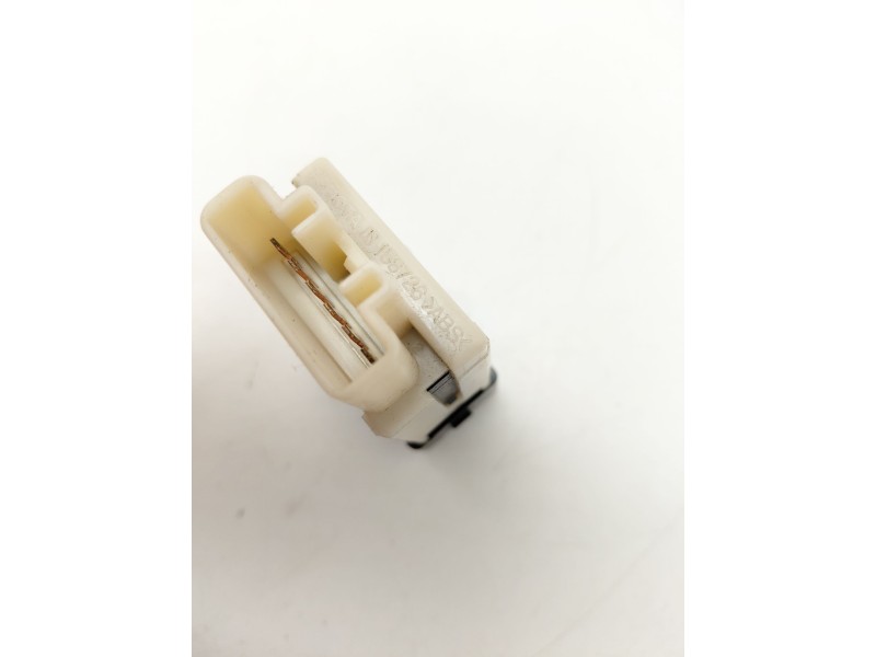 Recambio de interruptor para lexus is ii (_e2_) 220d (ale20) referencia OEM IAM 156726  