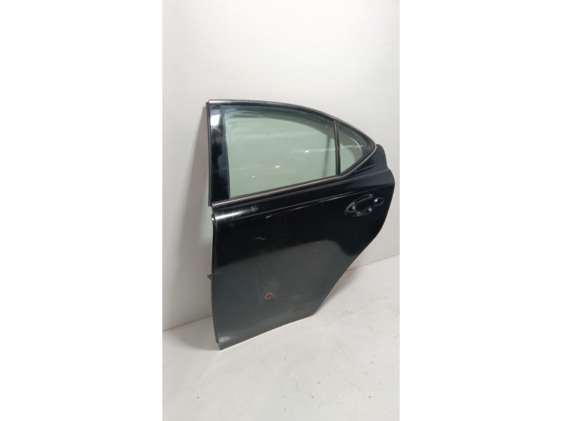 Recambio de puerta trasera izquierda para lexus is ii (_e2_) 220d (ale20) referencia OEM IAM   