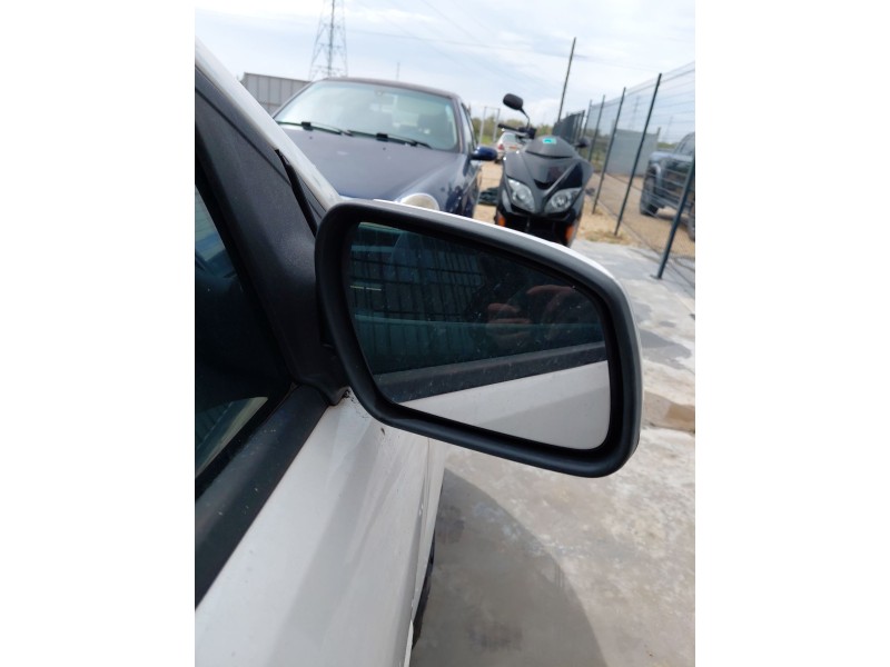 Recambio de retrovisor derecho para ford focus ii (da_, hcp, dp) 1.8 tdci referencia OEM IAM   
