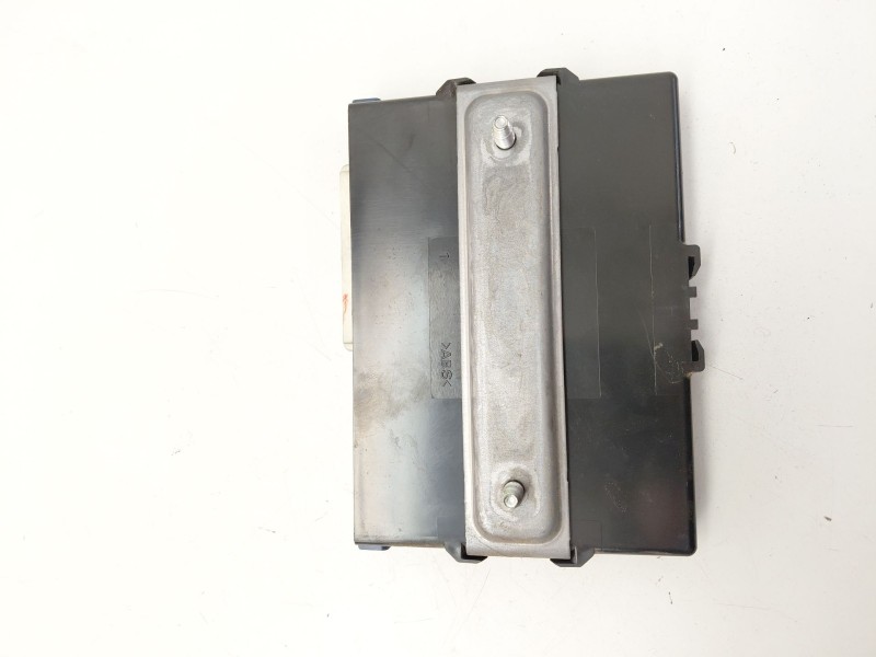 Recambio de modulo electronico para lexus is ii (_e2_) 220d (ale20) referencia OEM IAM 8999053011  