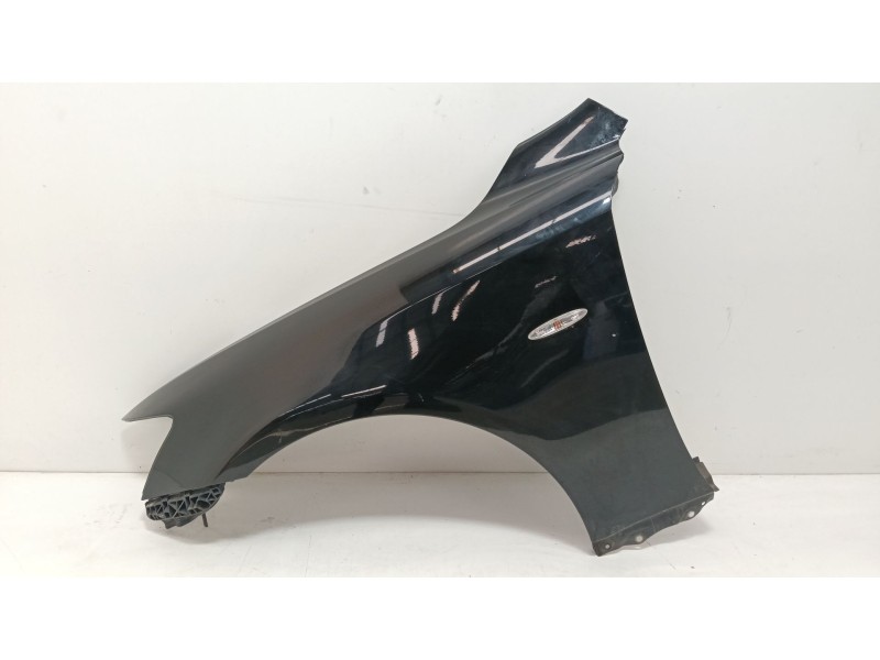 Recambio de aleta delantera izquierda para lexus is ii (_e2_) 220d (ale20) referencia OEM IAM   