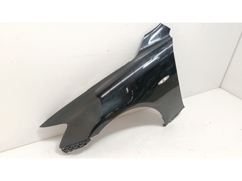 Recambio de aleta delantera izquierda para lexus is ii (_e2_) 220d (ale20) referencia OEM IAM   
							