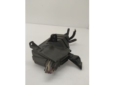 Recambio de caja reles / fusibles para lexus is ii (_e2_) 220d (ale20) referencia OEM IAM 8266253100   2