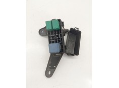 Recambio de caja reles / fusibles para lexus is ii (_e2_) 220d (ale20) referencia OEM IAM 8266253110  
