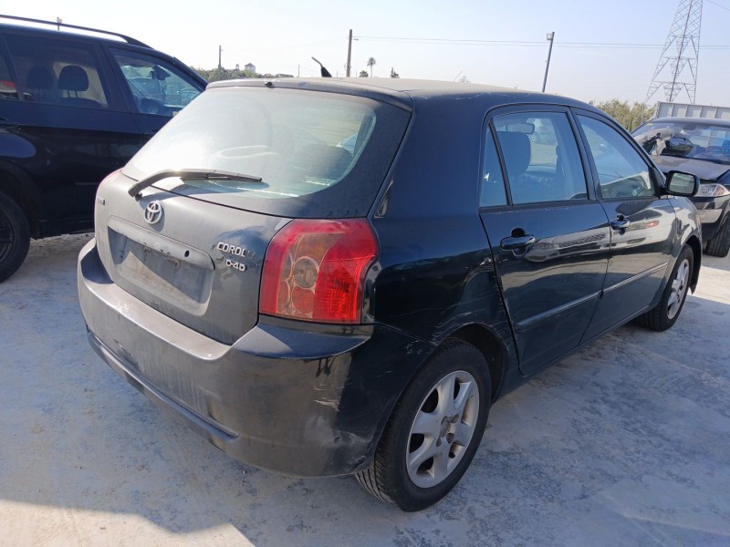 toyota corolla (_e12_) del año 2002