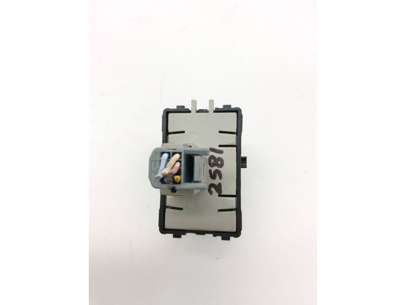 Recambio de interruptor para renault captur i (j5_, h5_) 1.5 dci 90 referencia OEM IAM 255502964R  
							