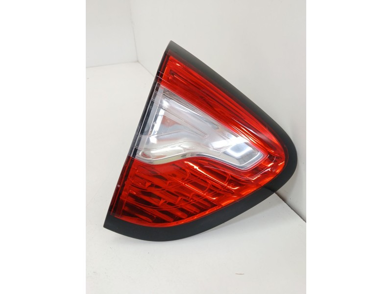 Recambio de piloto trasero izquierdo interior para renault captur i (j5_, h5_) 1.5 dci 90 referencia OEM IAM   
							