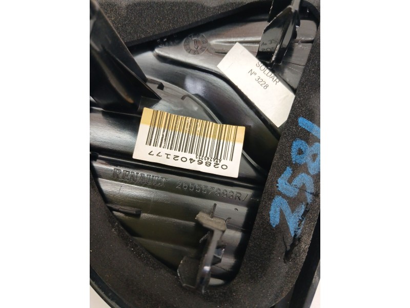 Recambio de piloto trasero izquierdo interior para renault captur i (j5_, h5_) 1.5 dci 90 referencia OEM IAM   
							