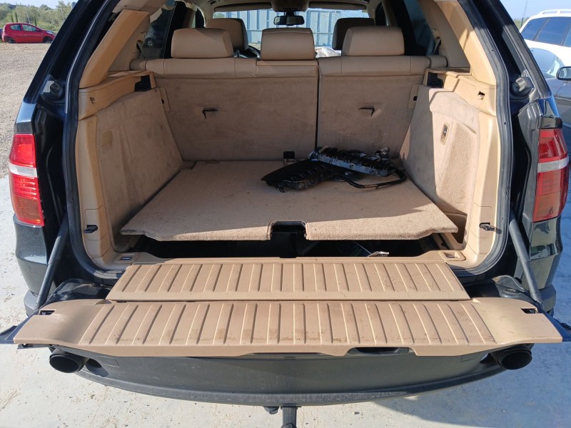 Recambio de porton trasero para bmw x5 (e70) 3.0 d referencia OEM IAM   
							