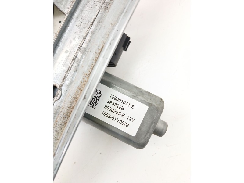 Recambio de elevalunas trasero derecho para renault captur i (j5_, h5_) 1.5 dci 90 referencia OEM IAM 128001071E  