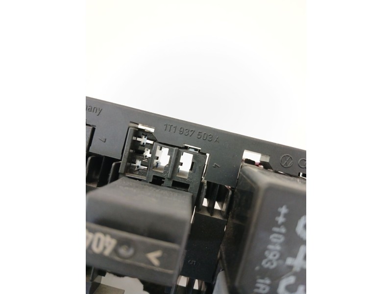 Recambio de caja reles / fusibles para seat altea xl (5p5, 5p8) 1.6 tdi referencia OEM IAM 1T1937503A  