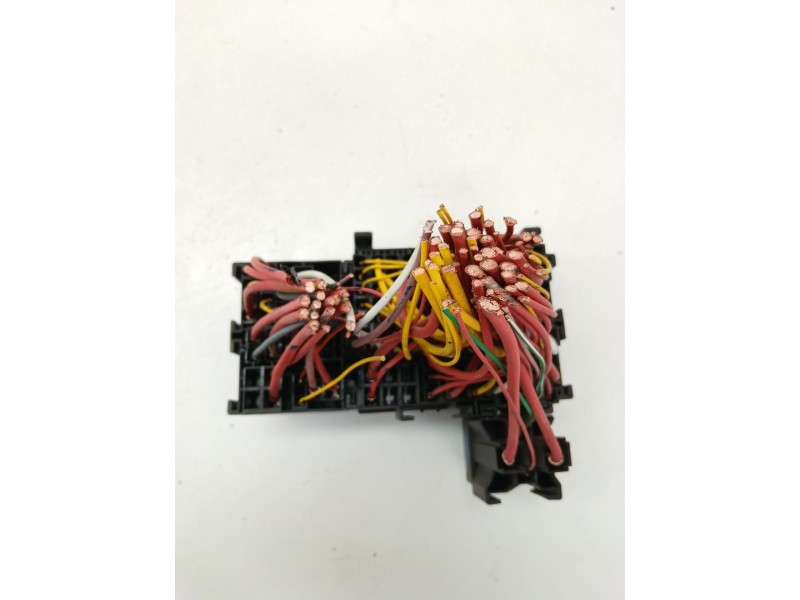 Recambio de caja reles / fusibles para renault captur i (j5_, h5_) 1.5 dci 90 referencia OEM IAM   
							