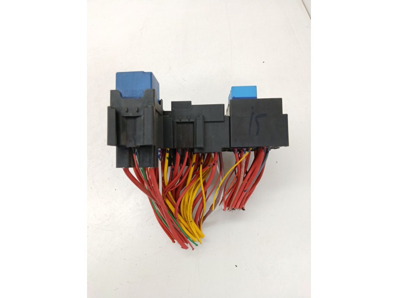 Recambio de caja reles / fusibles para renault captur i (j5_, h5_) 1.5 dci 90 referencia OEM IAM   
							
