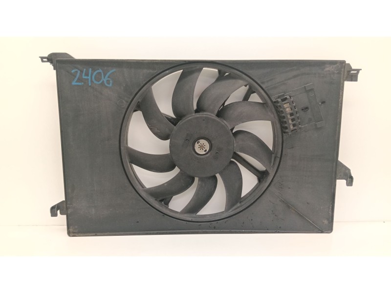Recambio de electroventilador para opel vectra c (z02) 2.0 dti 16v (f69) referencia OEM IAM 09202805  