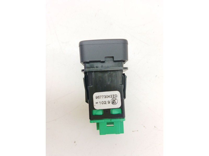 Recambio de interruptor para citroën c-elysee (dd_) 1.2 vti 82 referencia OEM IAM 96773042ZD  
							