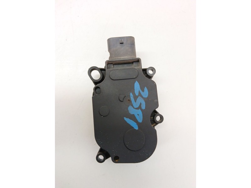 Recambio de motor calefaccion para renault captur i (j5_, h5_) 1.5 dci 90 referencia OEM IAM 6466R330  
							